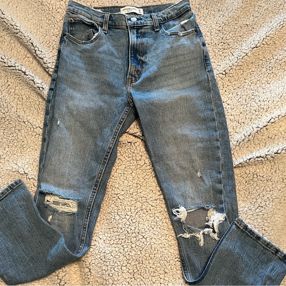 Abercrombie The Skinny High Rise - Picture 3 of 4